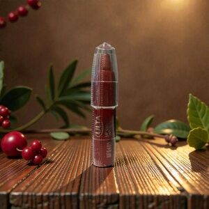 🍒 Ulta Beauty Lip Crayon | Daredevil